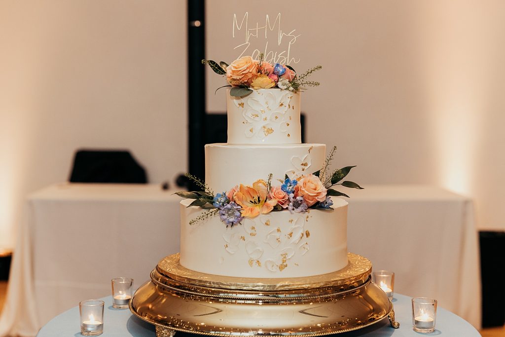 Romantic Springtime Phipps Conservatory Wedding | Burgh Brides | Tyler Norman Photography