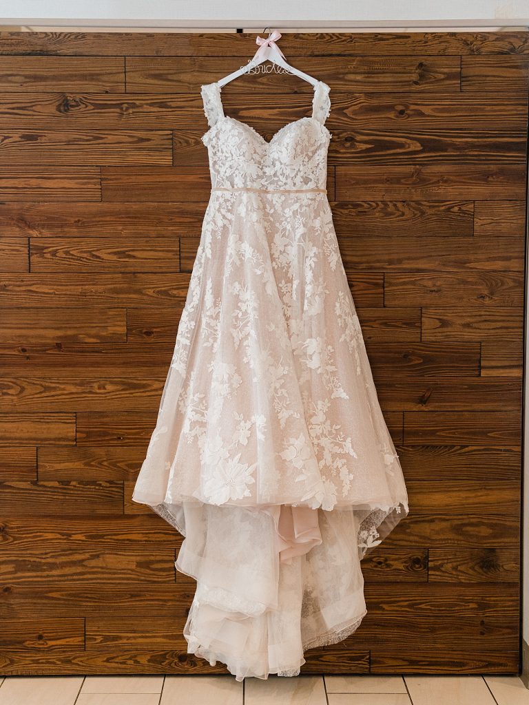Boho Maroon & Peach MuseumLab Wedding | Burgh Brides | Frank Vilsack Photography