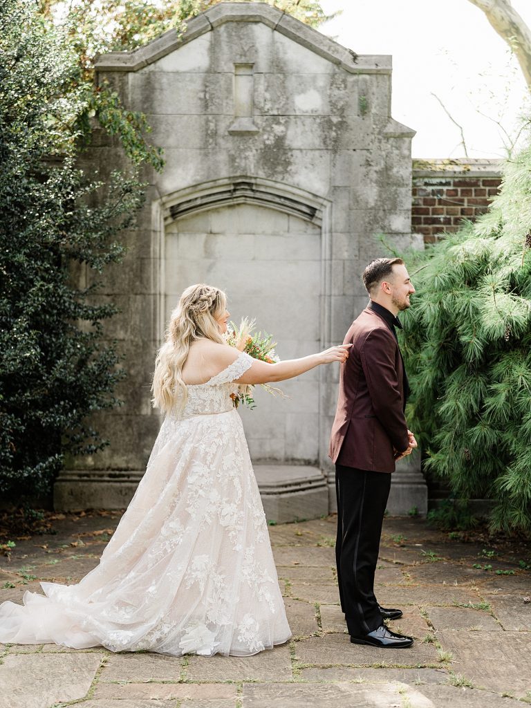 Boho Maroon & Peach MuseumLab Wedding | Burgh Brides | Frank Vilsack Photography