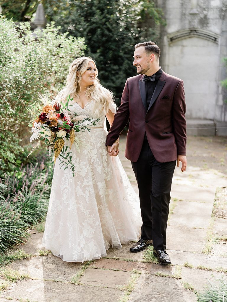 Boho Maroon & Peach MuseumLab Wedding | Burgh Brides | Frank Vilsack Photography