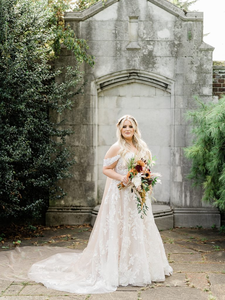 Boho Maroon & Peach MuseumLab Wedding | Burgh Brides | Frank Vilsack Photography