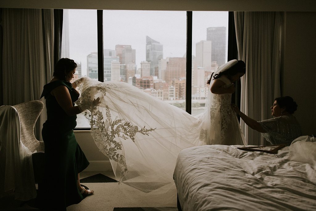 Intimate Courthouse Wedding & Cafe du Jour Reception | Burgh Brides | All Heart Photo