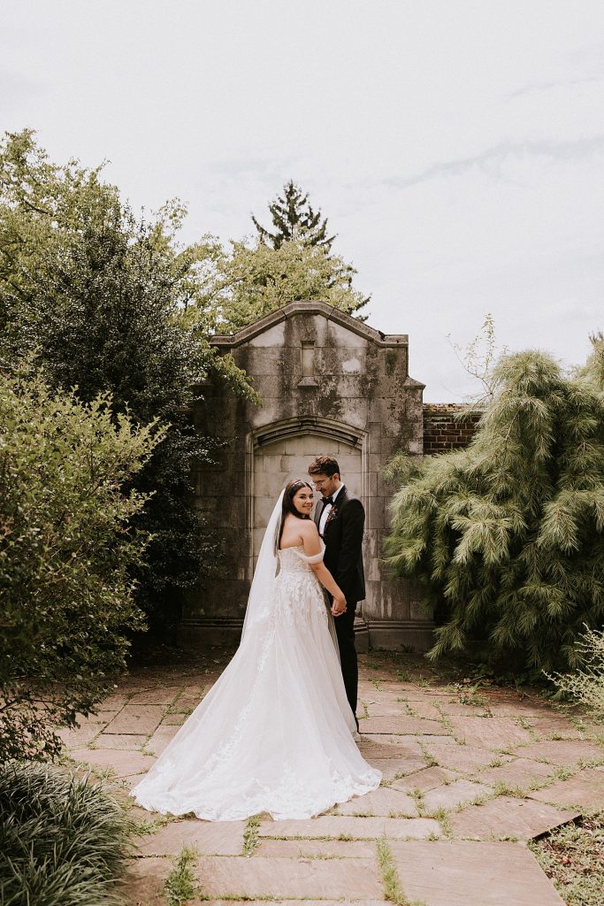 Intimate Courthouse Wedding & Cafe du Jour Reception | Burgh Brides | All Heart Photo