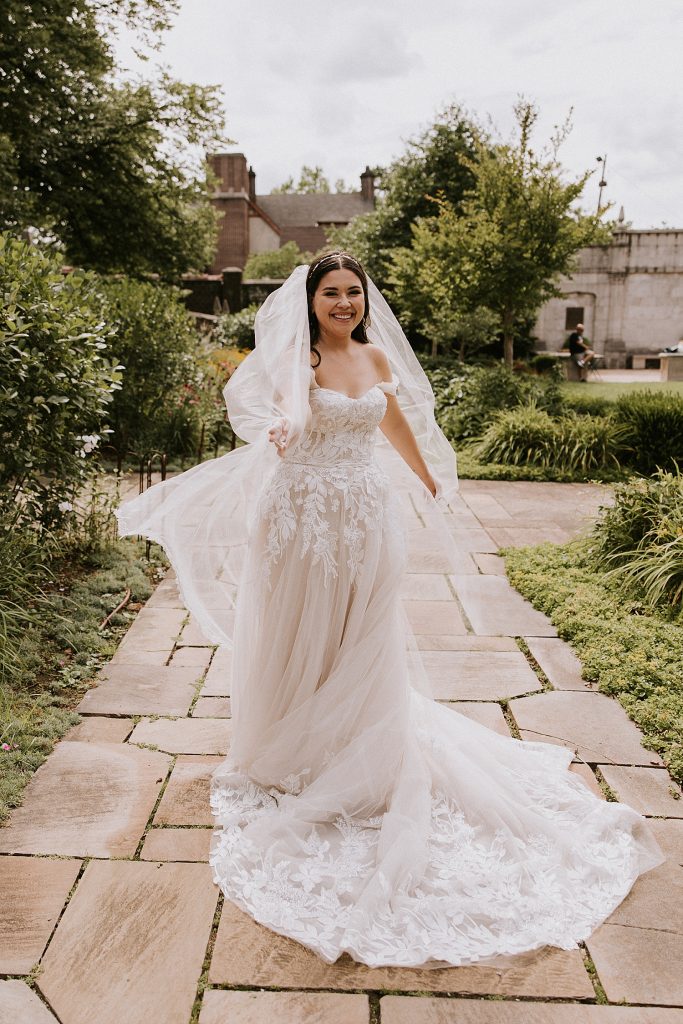 Intimate Courthouse Wedding & Cafe du Jour Reception | Burgh Brides | All Heart Photo