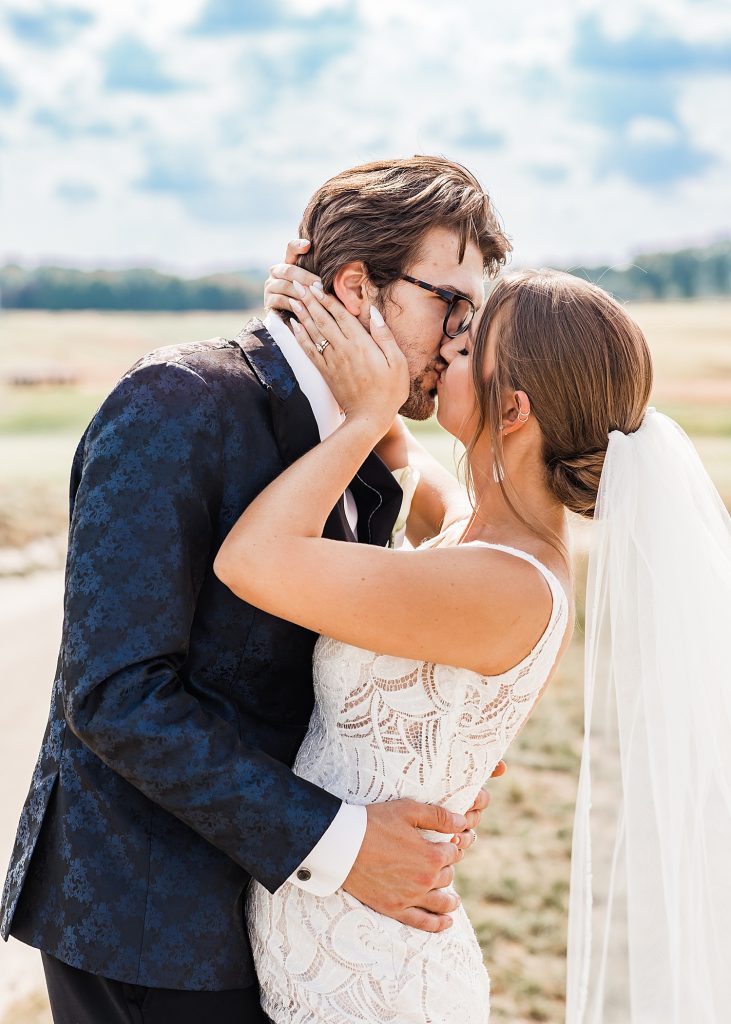 Amalfi Coast Inspired Wedding at Oakmont Country Club | Burgh Brides