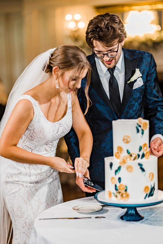 Amalfi Coast Inspired Wedding at Oakmont Country Club | Burgh Brides