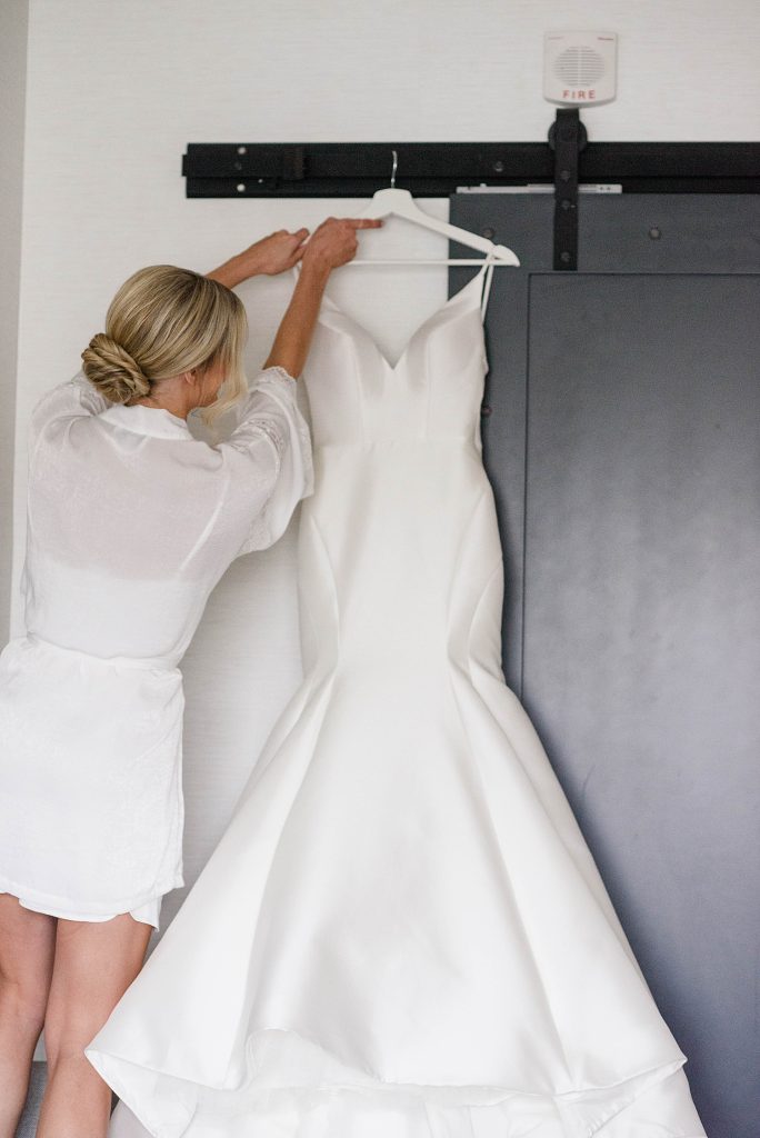 Radiant & Romantic Oakmont Country Club Wedding | Burgh Brides | Alison Mish Photography