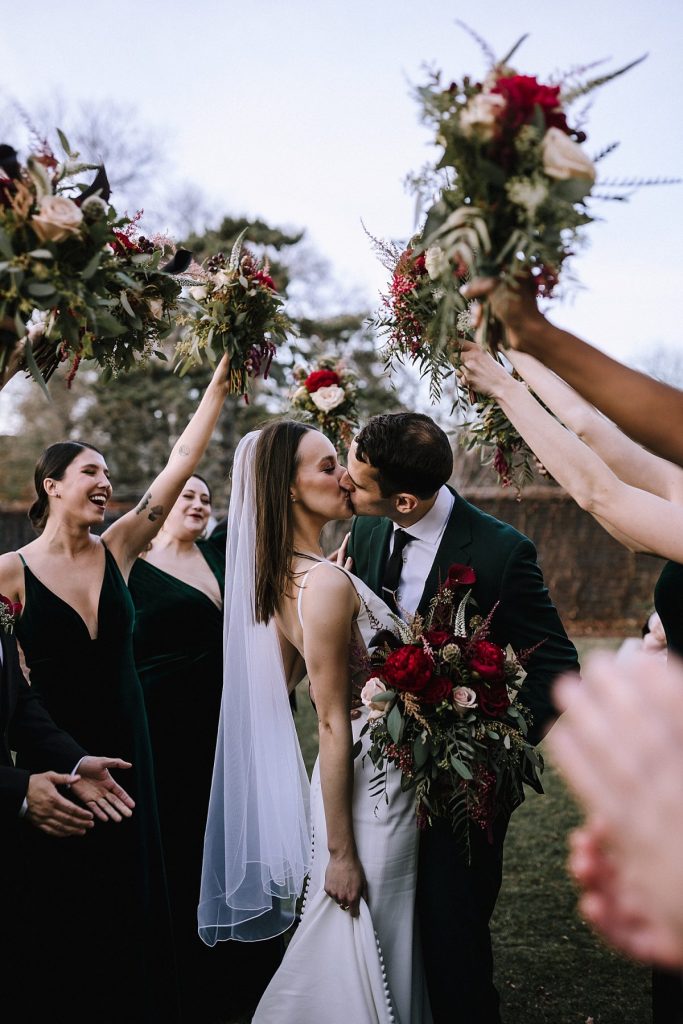 Bird Inspired Wedding at the National Aviary | Burgh Brides | Kaitlin Powell Photography