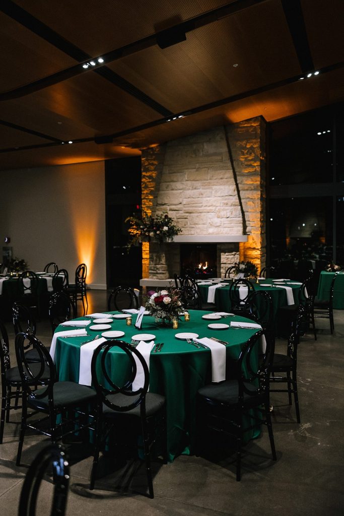 Bird Inspired Wedding at the National Aviary | Burgh Brides | Kaitlin Powell Photography