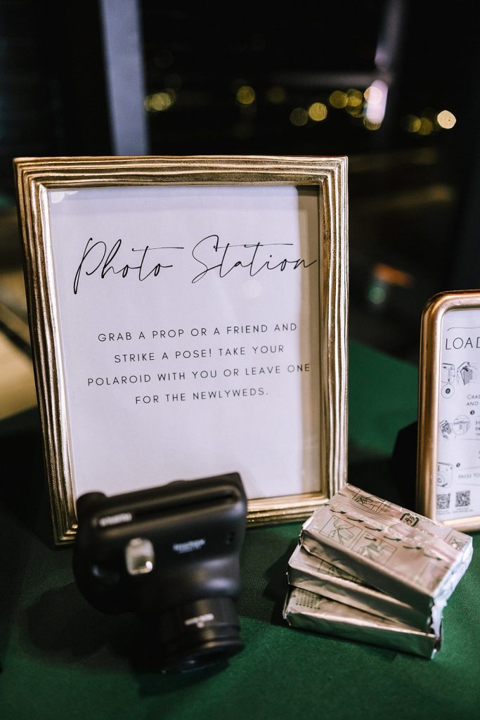 Bird Inspired Wedding at the National Aviary | Burgh Brides | Kaitlin Powell Photography