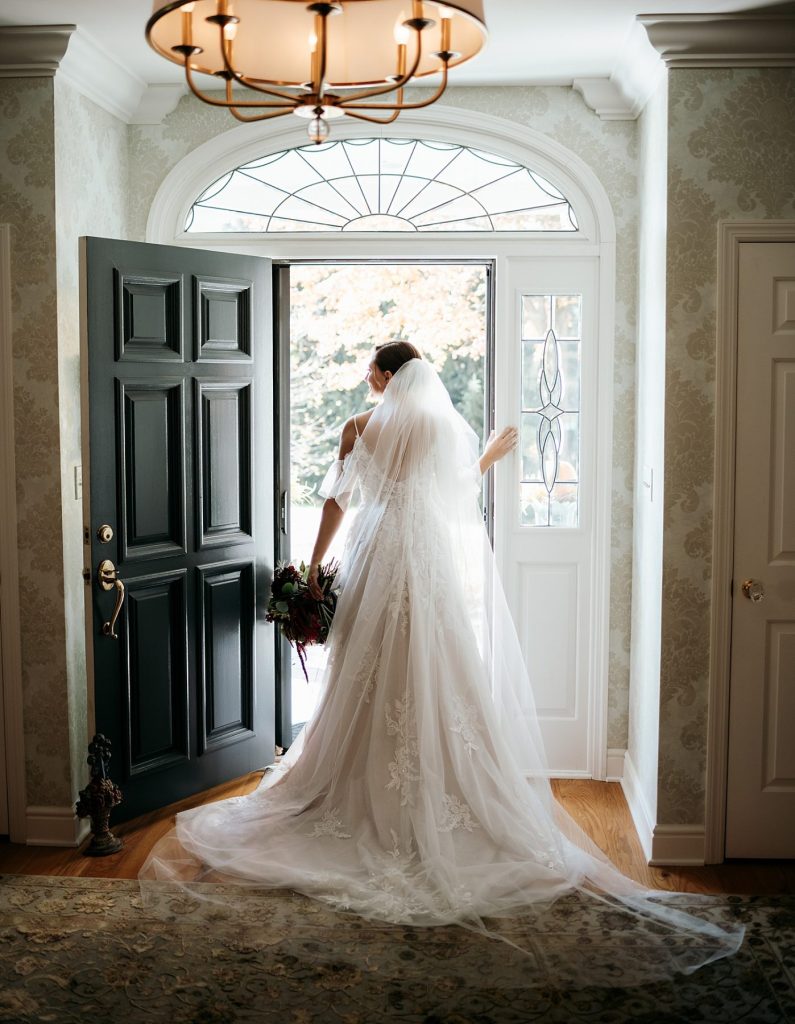 Dusty Blue & Berry Wedding at the Butler Country Club | Burgh Brides | Carly K Photography