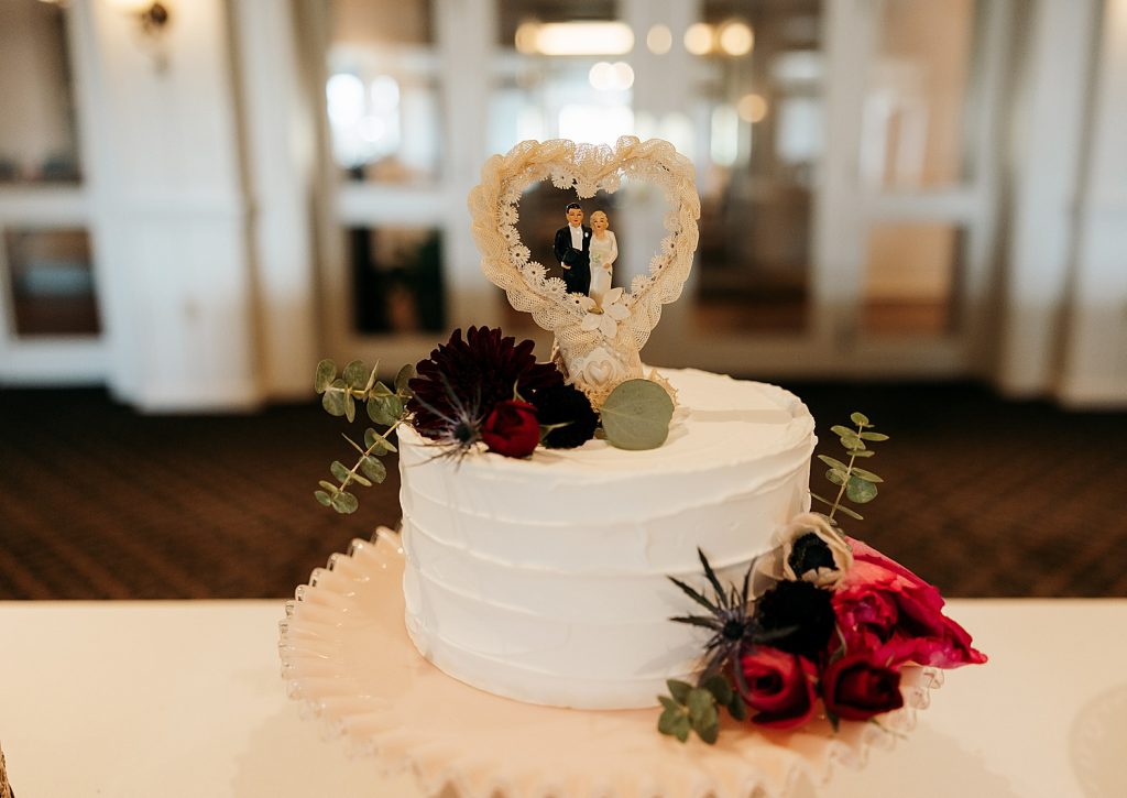 Dusty Blue & Berry Wedding at the Butler Country Club | Burgh Brides | Carly K Photography